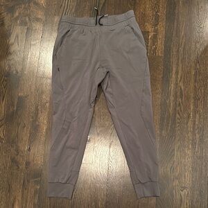 BYLT Basics Gray Jogger Sweatpants with Elastic Waistband